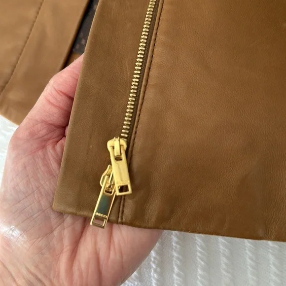 Gucci Leather Jacket with Gold Trim Size 38 - Picture 10 of 10